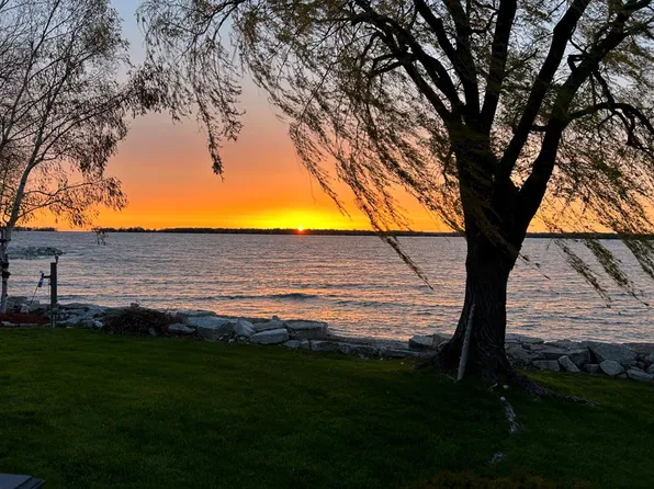 3955 Rileys Point Rd, Sturgeon Bay, WI 54235