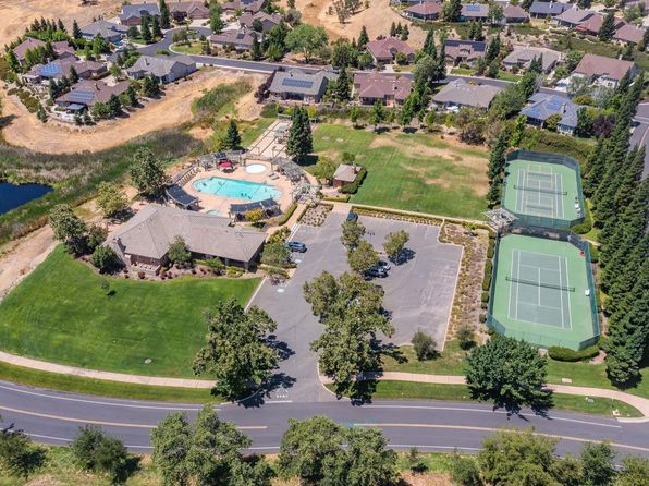 10 Flagstone Ct, Copperopolis, CA 95228