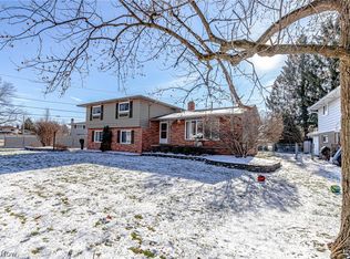 22581 Marleen Dr, Fairview Park, OH 44126