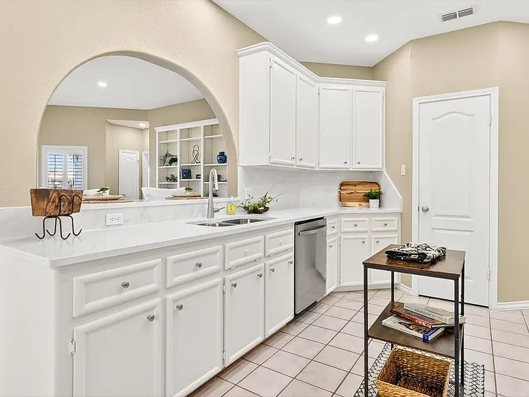 15222 Isla Pinta Ct — Photo 9