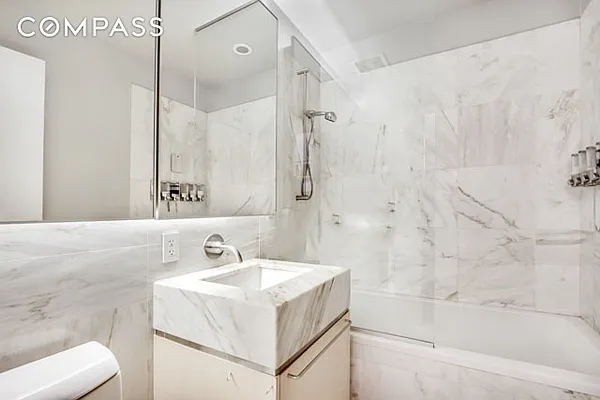 Rented by Compass | media 27