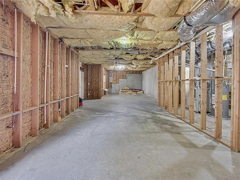 326 Canterbury Place Dr — Photo 37
