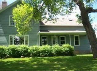 9189 N Clayton Ave, Neenah, WI 54956