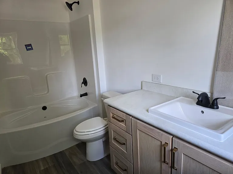 41 Hull Dr — Photo 12