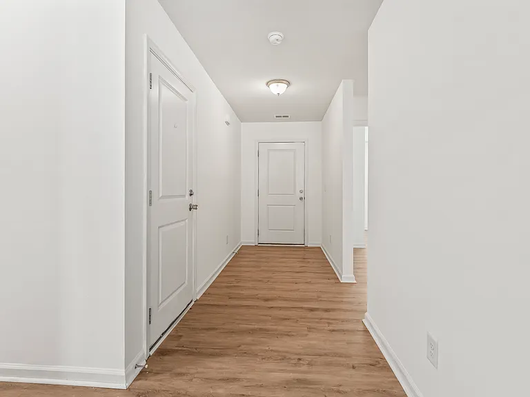 1789 Sapphire Dr — Photo 6