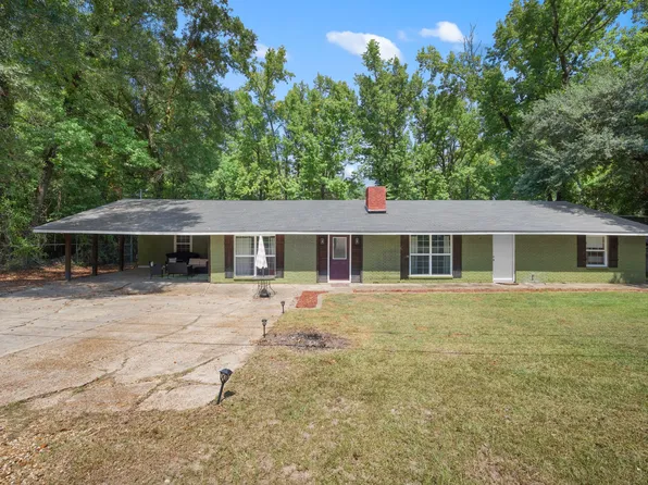 105 Allen Ave, Leesville, LA 71446