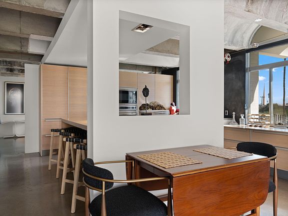 5th image of 6502 N CENTRAL Avenue #B304