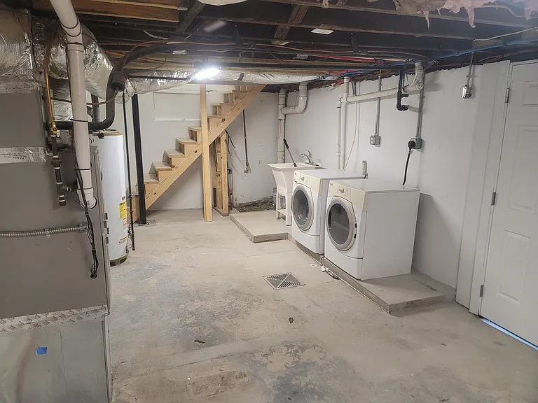 3207 Woodrow Ave — Photo 18