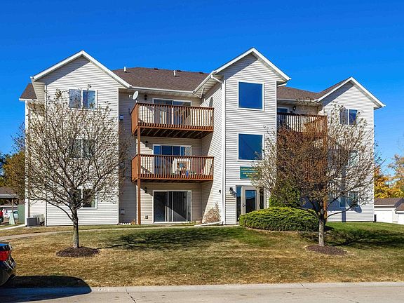 2nd image of 4600 Grand Ave Unit C10