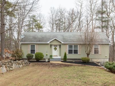14 Julie Avenue, Salem, NH, 03079