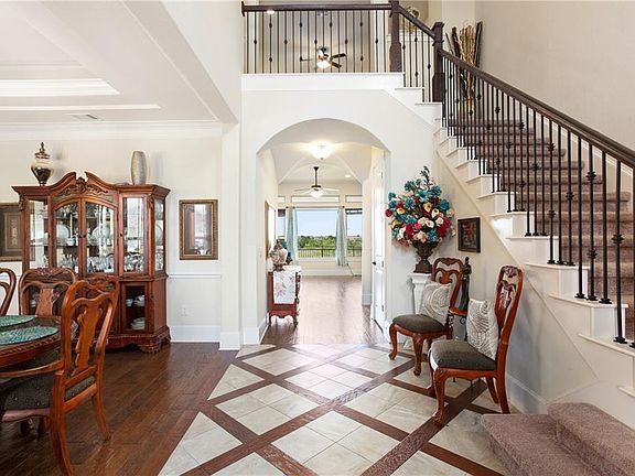 4th image of 16436 Aventura Ave