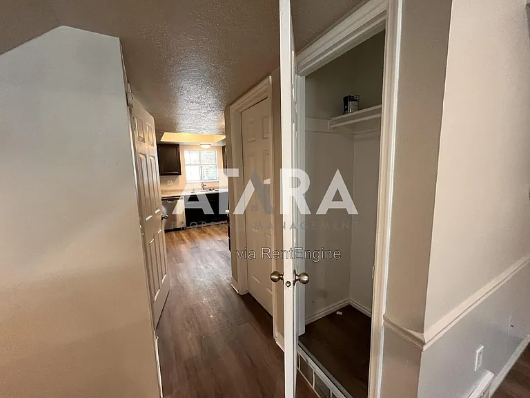 4247 N Highway 89 #24 — Photo 7