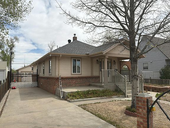 3rd image of 142 N 7th Ave