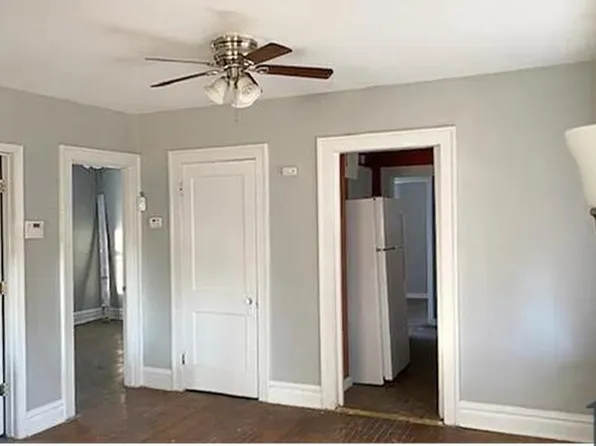 8107 Nola Ave, Saint Louis, MO 63114