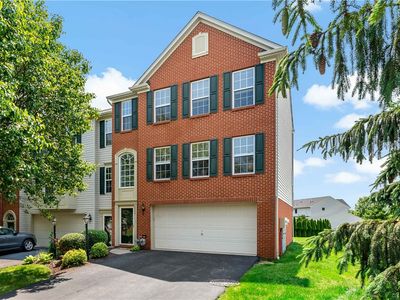 2000 Michael Dr, Pittsburgh, PA, 15227