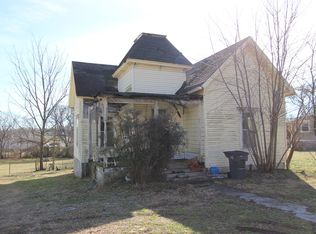 1813 Highland Ave, Columbia, TN 38401