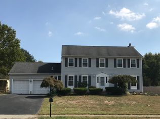 20 Colts Neck Ter, Hamilton, NJ 08620