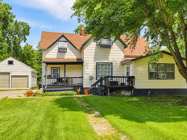 403 S 4th Ave E, Lake Mills, IA 50450