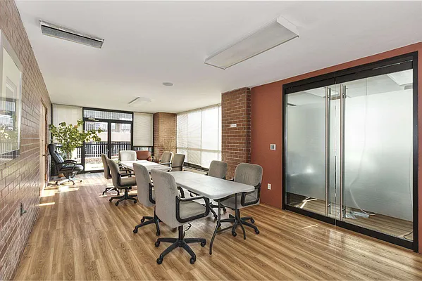 Sold by Arvik Group Real Estate | media 9