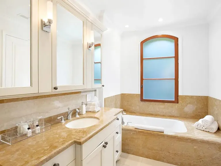 Hop in the tub with a glass of bubbly!