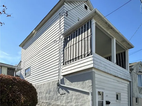 327 Emerson St, Vandergrift, PA 15690