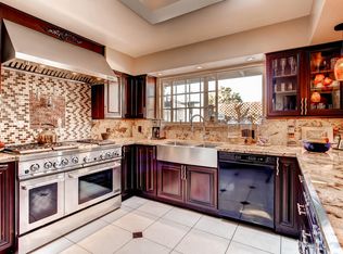 557 Aldwych Rd, El Cajon, CA 92020