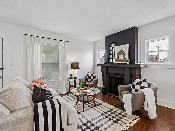5th image of 1725 41st St