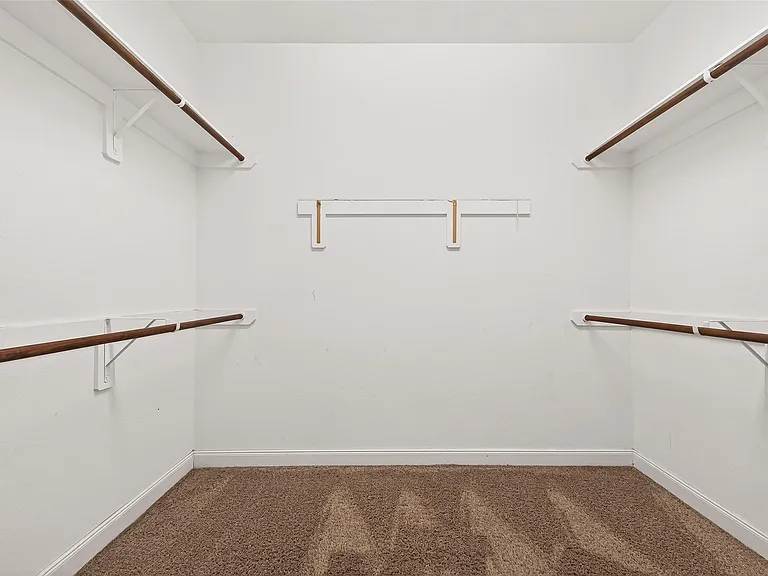 3002 Overbrook Meadow Ln — Photo 31