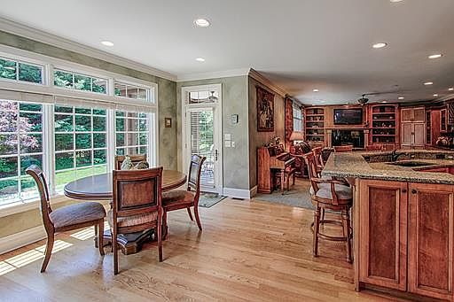 4th image of 12330 Vista Brook Ln