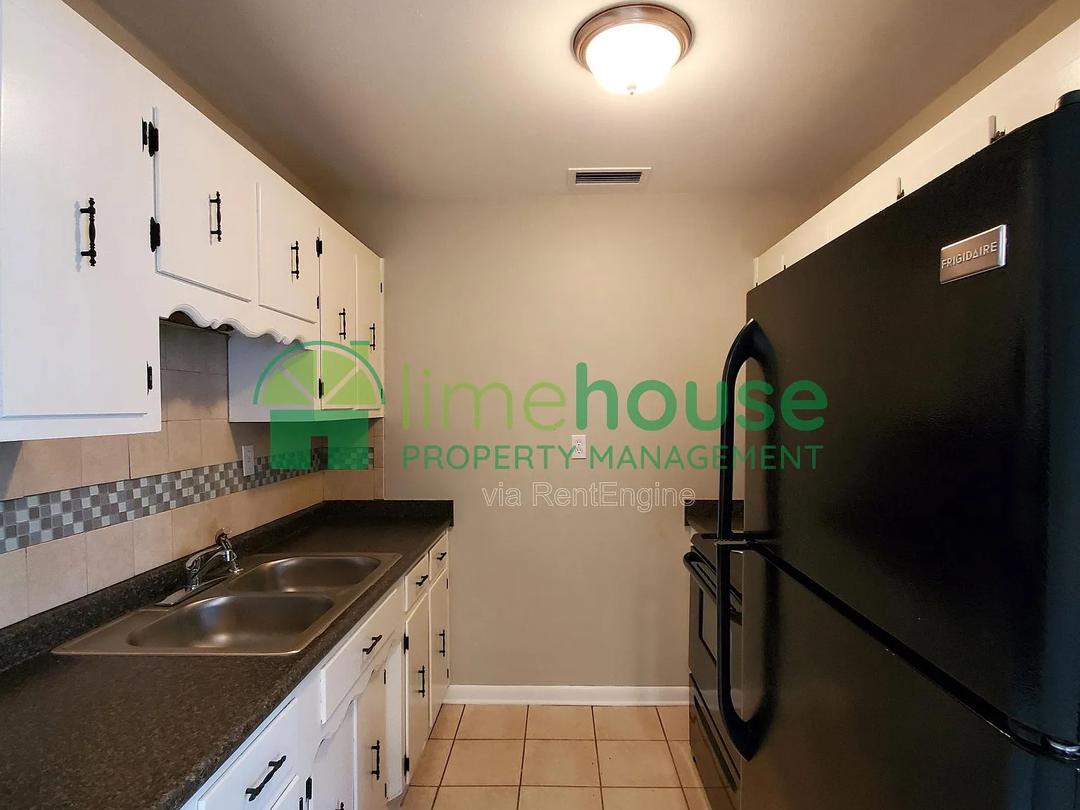 2 bed, 1.0 bath, 870 sqft, $1,225 — Photo 4