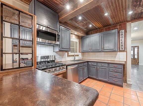 2nd image of 3813 W 6th St