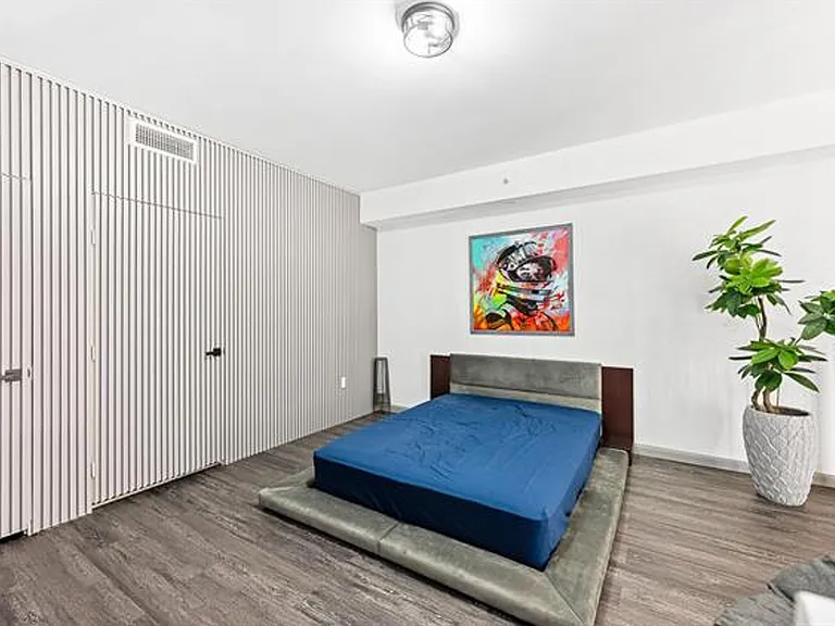 244 Biscayne Blvd #651 — Photo 18