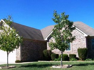 418 Graystone Dr, Owensboro, KY 42301