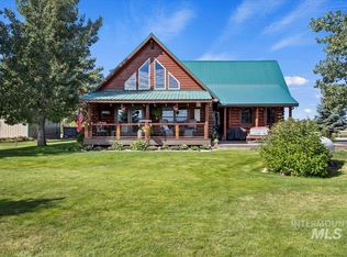 1067 Soldier Rd, Fairfield, ID 83327