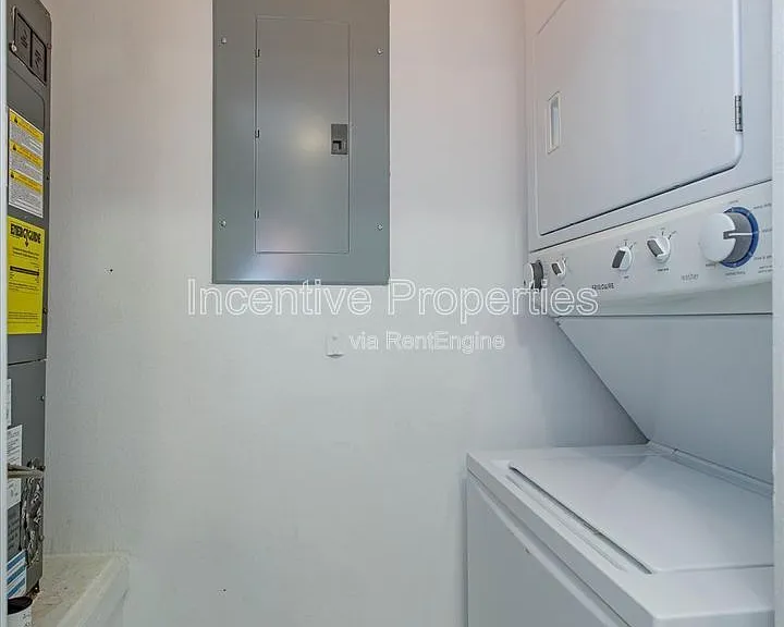 4352 S Kirkman Rd #1213 — Photo 16
