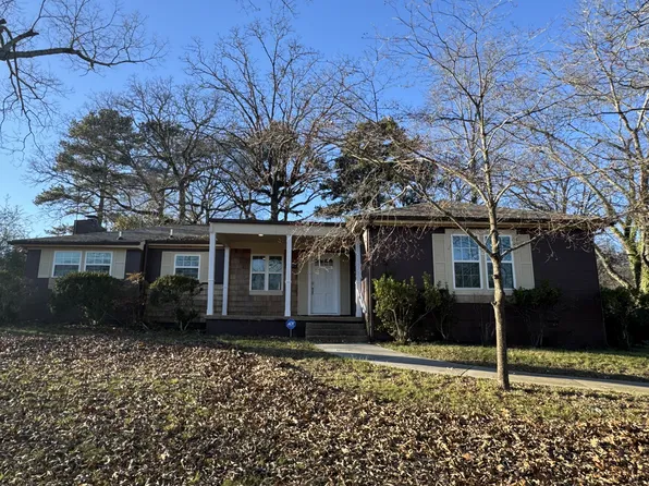 3895 Azalean Dr, Chattanooga, TN 37415