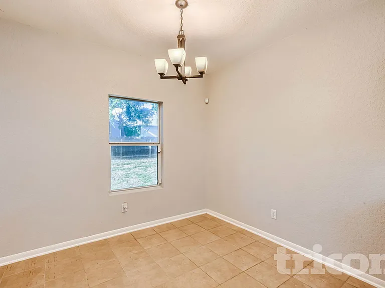8819 Olmstead Park — Photo 15