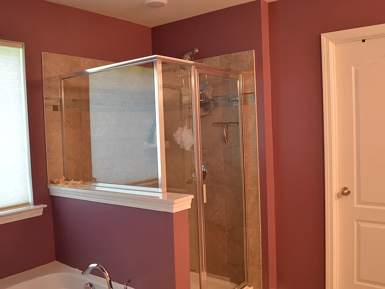Private Full Bathroom