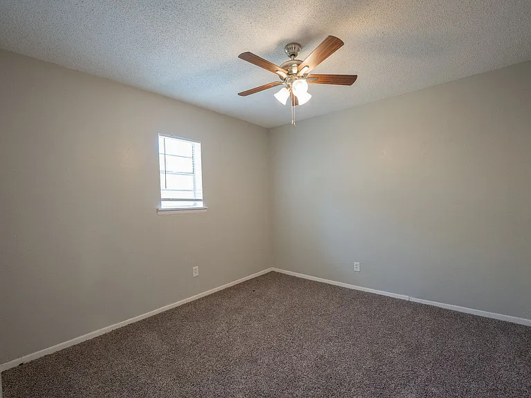 3057 Dogwood Dr — Photo 5