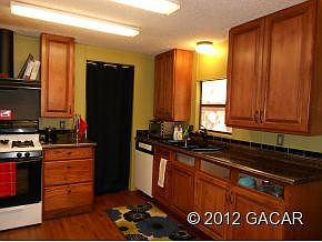 2nd image of 11310 NE 81st St