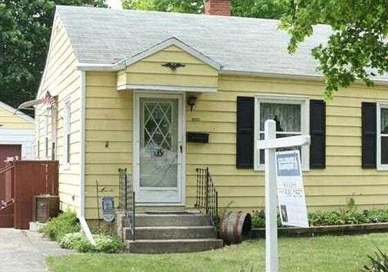 2nd image of 1840 Yates Ave