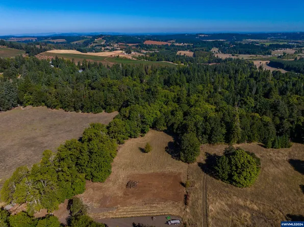 3695 View Top Ln SE, Turner, OR 97392