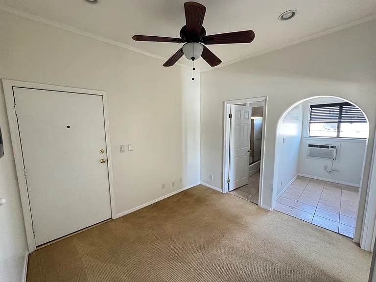 1341 N Bronson Ave #7A — Photo 11