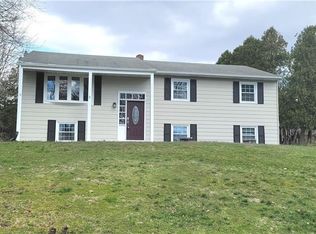 20 Daisy Ln, Wappingers Falls, NY 12590