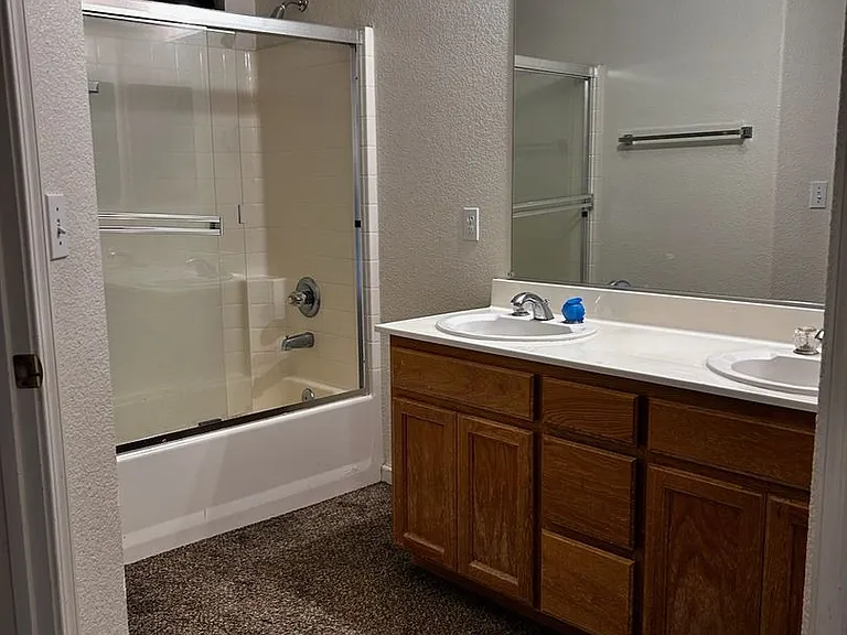 200 Troon Ct — Photo 12