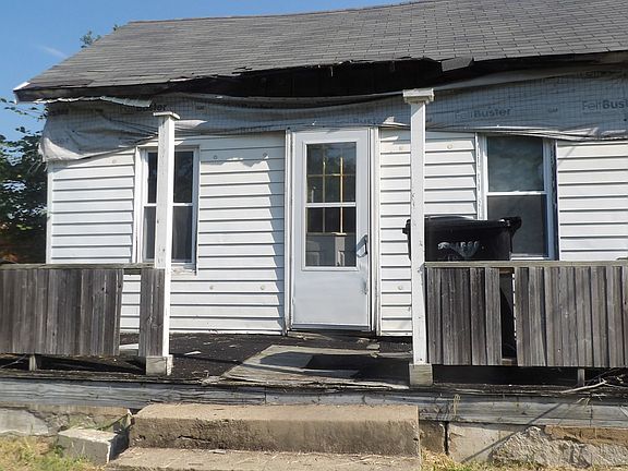 2nd image of 406 W Main St