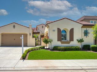 2662 Everglade Ave, Clovis, CA 93619