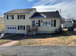 16 Winchester Ave, Middletown, NY 10940