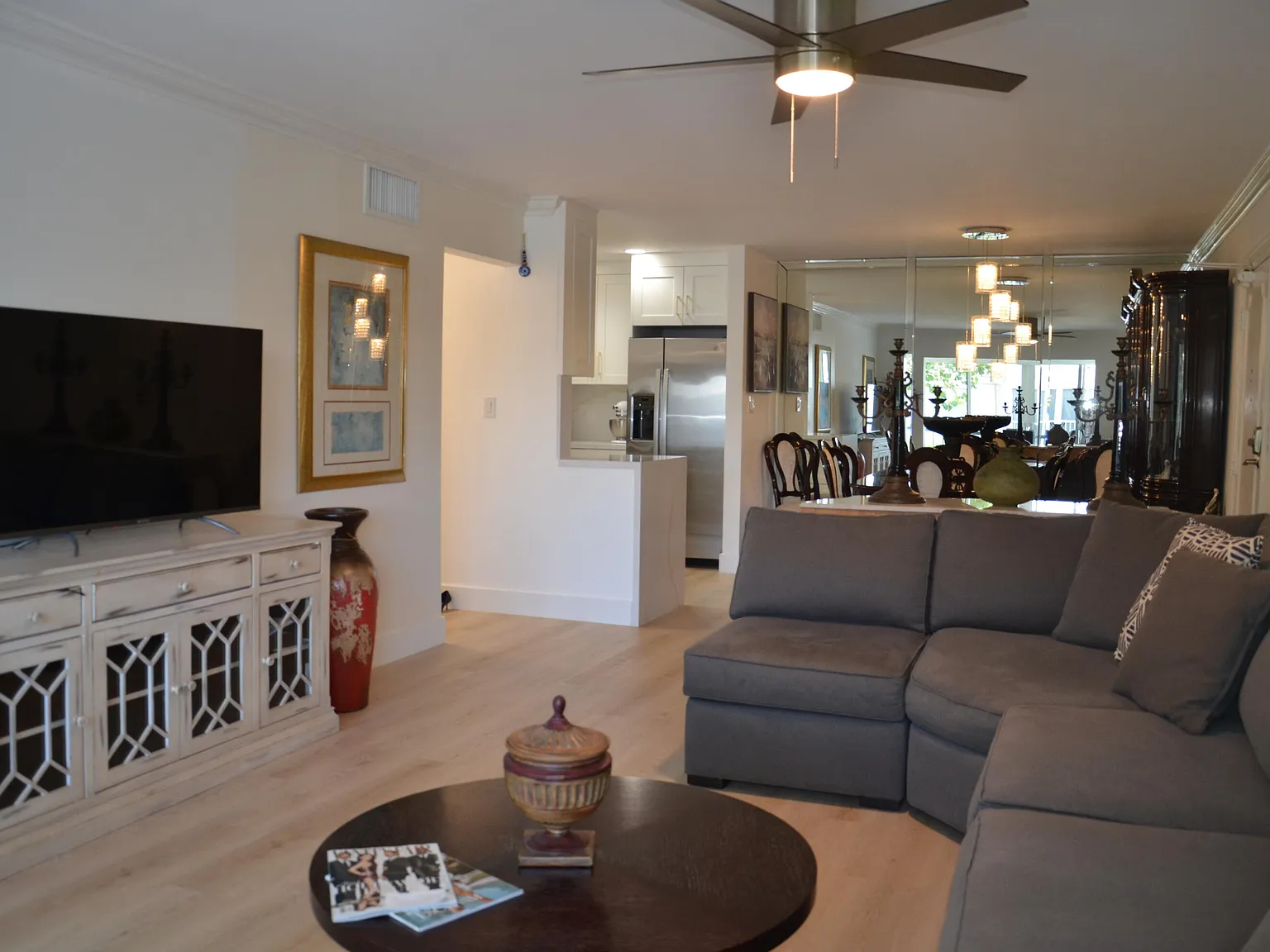 2 bed, 2.0 bath, 1250 sqft, $2,500 — Photo 3