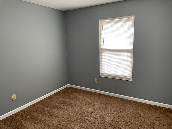 2nd image of 6931 Parkbrook Ln
